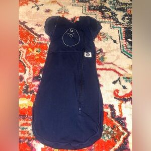 Nested bean swaddle